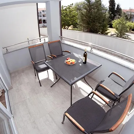 Apartament Mijo, *