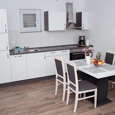 Appartement Mijo, *