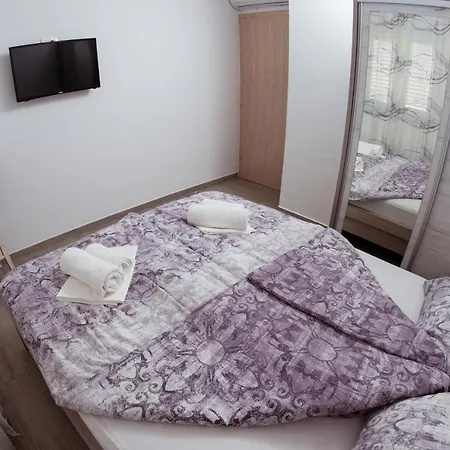 Mijo, * Biograd Na Moru