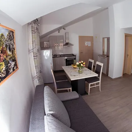 Appartement Mijo, *