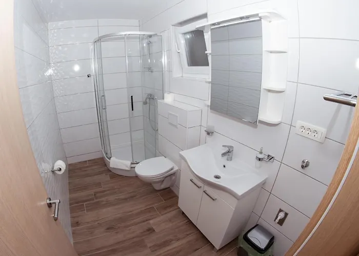 Mijo, Апартаменты Биоград-на-Мору