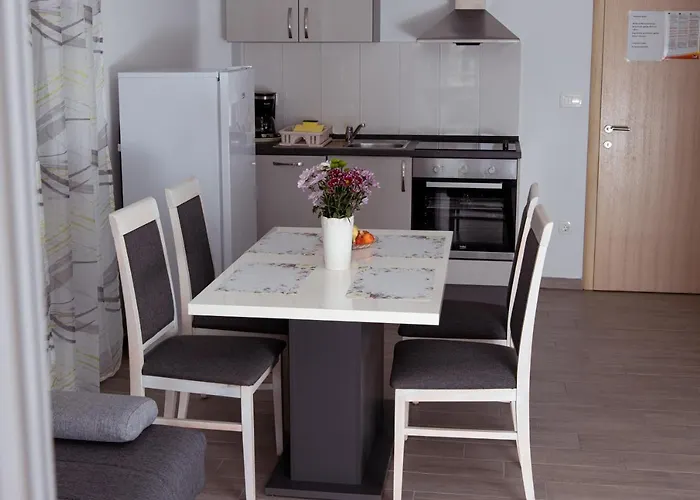 Mijo, Апартаменты *