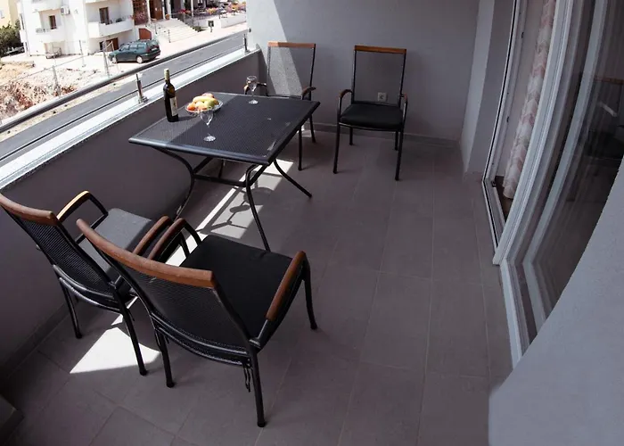 Апартаменты Mijo, *