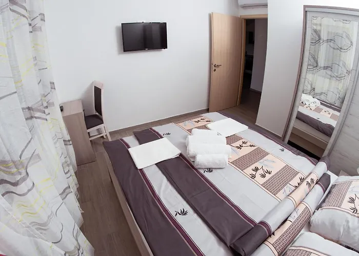 Mijo, * Биоград-на-Мору